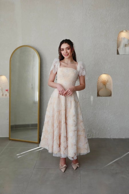 Elegant A-Line Midi Wedding Party Dresses Square Collar Beading FLowers Short Sleeves Brides Evening Dress for Women