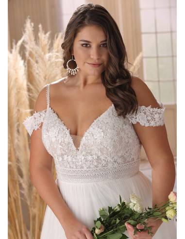 Elegant A-Line Plus Size Wedding Dress Women Open Back Lace White Off The Shoulder Gown Gaun Pengantin Vestidos de Novia